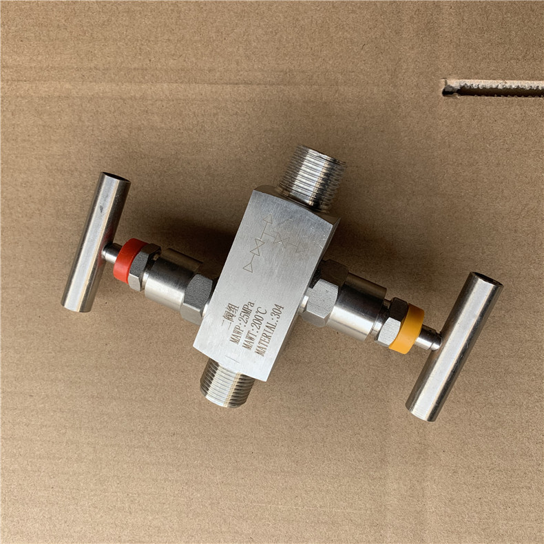 Two-Valve Manifold with Handles MAWP 25MPa MAWT 200°C Material 304 Stainless Steel for Pressure Transmitter EF-3 - Image 4
