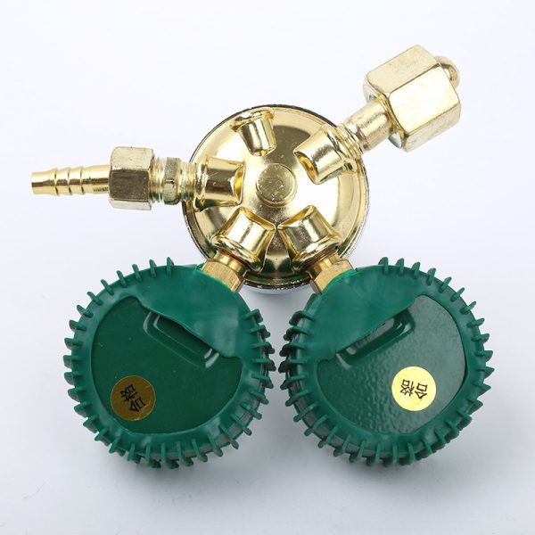 Yepai YP-9568 Oxygen Pressure Reducer Regulator Valve with Anti-Shock Gauges, Dual Stage for Welding, Cutting, Medical & Industrial Use - รูปภาพ 4