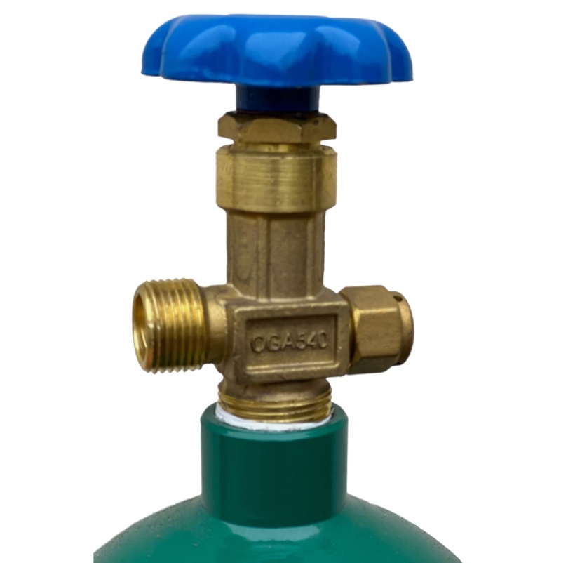 Industrial Oxygen Cylinder with Valve (4L) for Welding & Cutting Applications - Image 2
