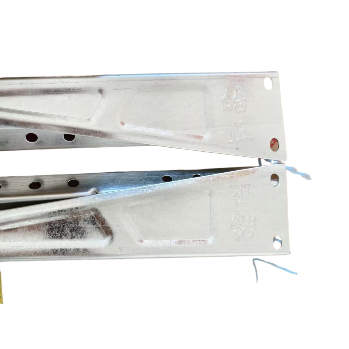 Reinforced Galvanized Steel Outdoor AC Unit Bracket (1.5P-3P) for HVAC Mini Split Systems (20 Sets, National Standard) - Image 3