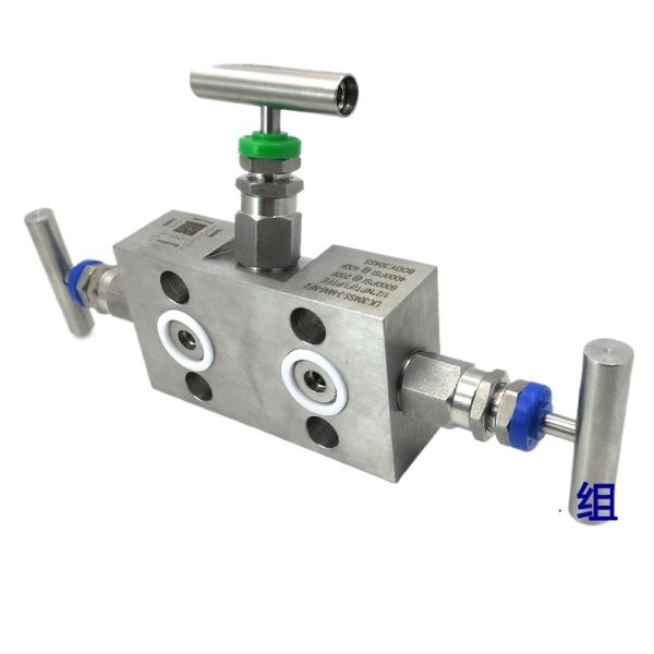 Shangyi Instrument LK-304SS-3-MA6-NF2 3-Valve Manifold (1/2" NPT(F) PTFE, 6000PSI @ 200F) in 304SS for Differential Pressure Transmitters