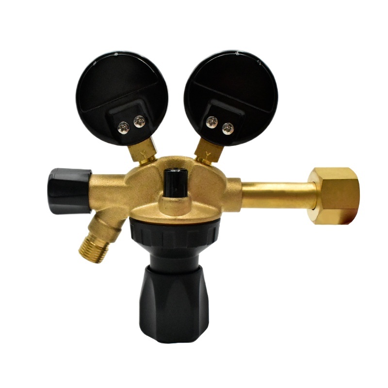 Industrial Oxygen Pressure Reducer OR2-01 with Dual Gauges for Gas Cylinders - Image 2